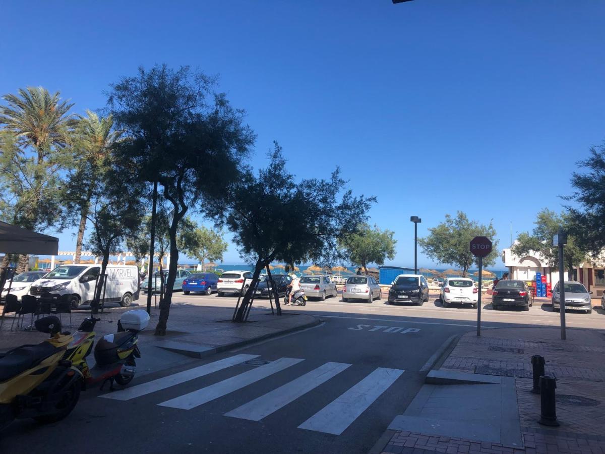 Moderno Apartamento en Primera línea Paseo Marítimo Fuengirola Exterior foto
